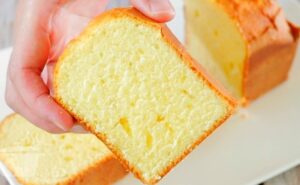 Bolo de Manteiga Simples e Delicioso