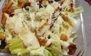 Salada Caesar Maravilhosa: Uma Delícia Refrescante e Saborosa