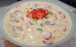 Receita de Salada de Frutas Cremosa: Fica uma delícia